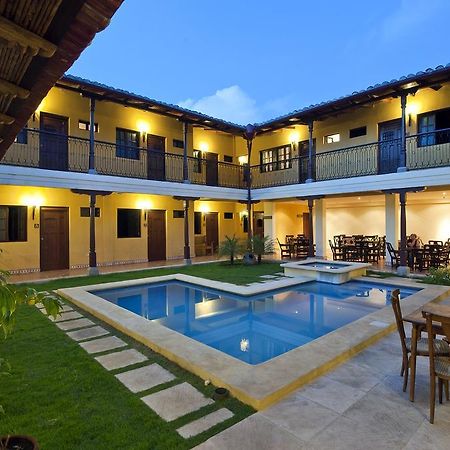 Hotel La Pergola กรานาดา ภายนอก รูปภาพ