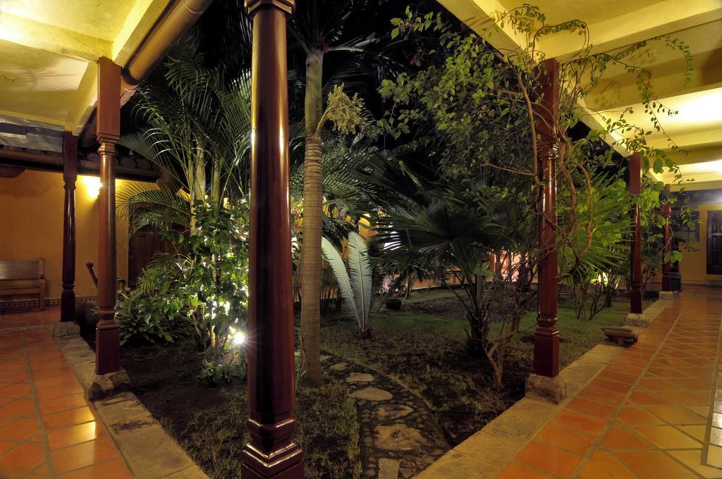 Hotel La Pergola กรานาดา ภายนอก รูปภาพ